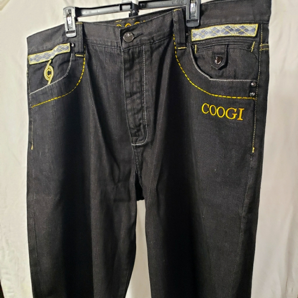 Coogi baggy black jean shorts